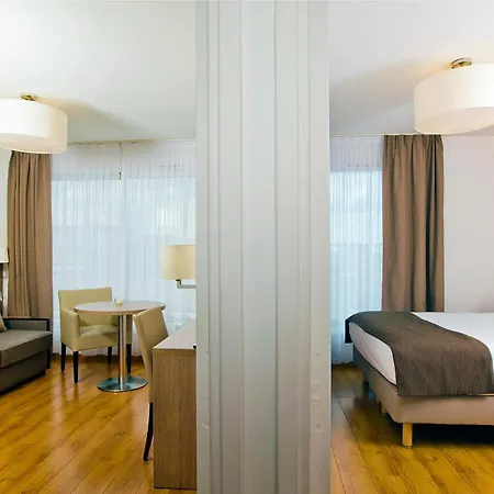 Residhome Colombes Monceau 3*