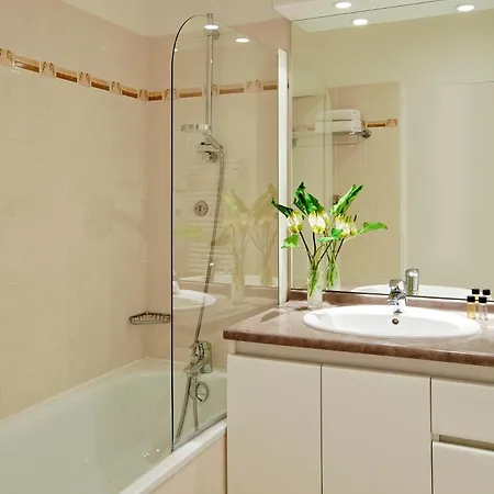 Residhome Colombes Monceau Aparthotel