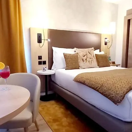Residhome Colombes Monceau 3*