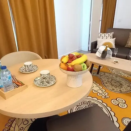 Residhome Colombes Monceau 3*