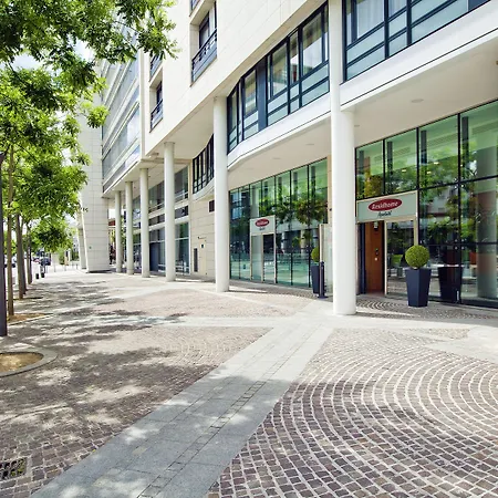 Residhome Colombes Monceau Aparthotel