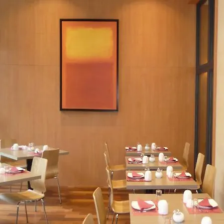 公寓式酒店 雷斯迪家哥伦布梦索森林 3*