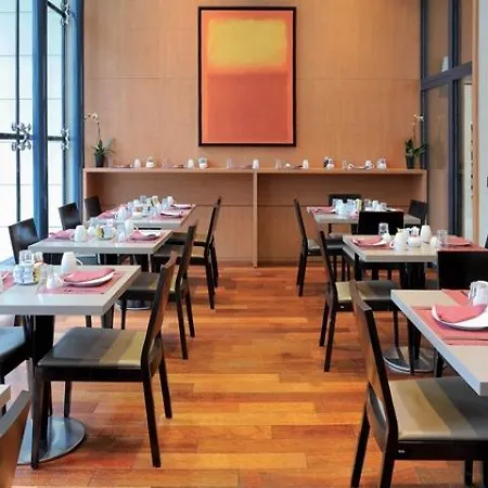 Residhome Colombes Monceau Ξενοδοχείο με διαμερίσματα 3*