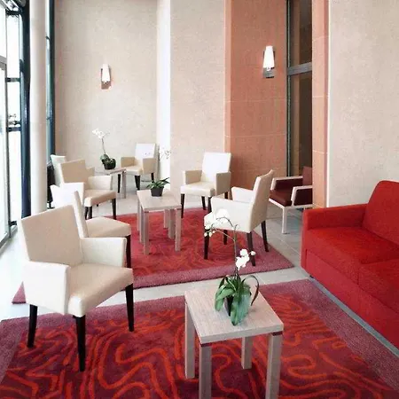 Aparthotel Residhome Colombes Monceau 3*
